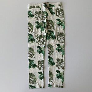 Kate Quinn The Woods Magnolia Leggings 5T